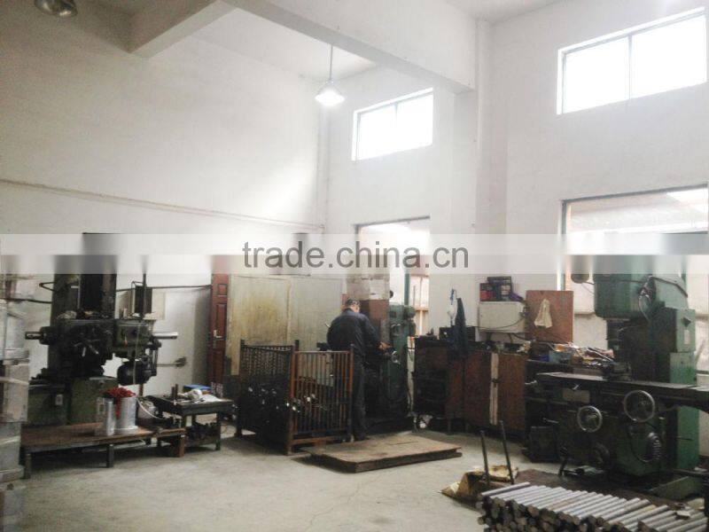 portable pipe threading machine