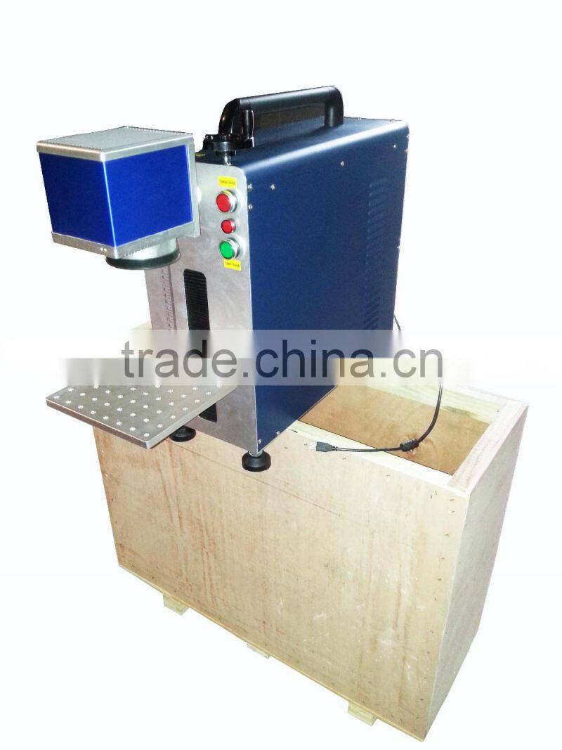 China 10w 20w 30w optical fiber laser marking machine for metal plastic