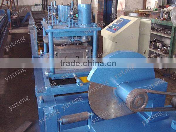 Hot sale Purlin roll forming machine