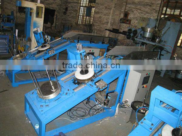 Semi-automatic glue injection machine for pail can lid