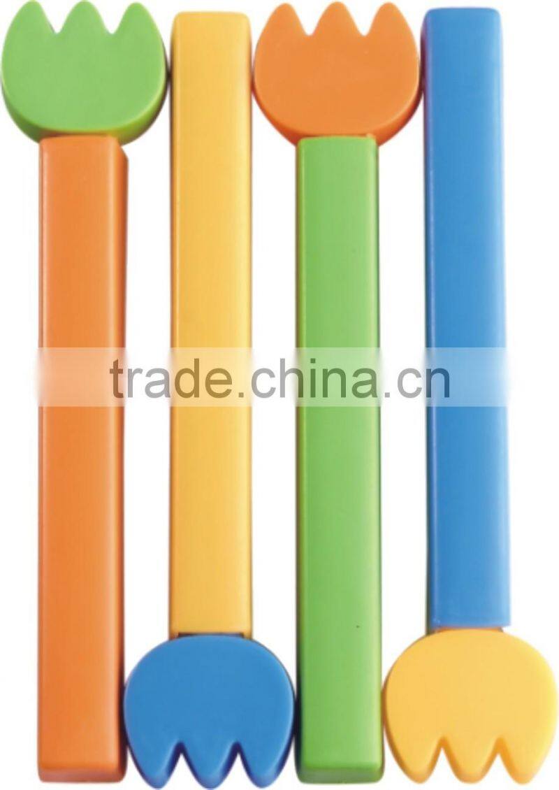 cheap price food grade hot sale food grade plastic bag seal clip/food bag clips/plastic bag clips/bag strap clip/bag clips chips