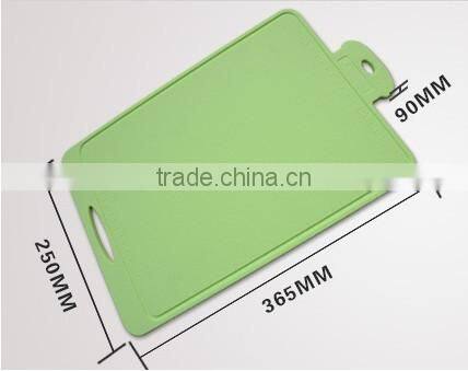 Kitchenware Essential Silicone Cutting Board