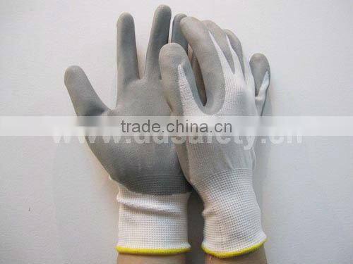 DDSAFETY 13G White Nylon Knited Grey Nitrile Coated On Palm Safety Gloves
