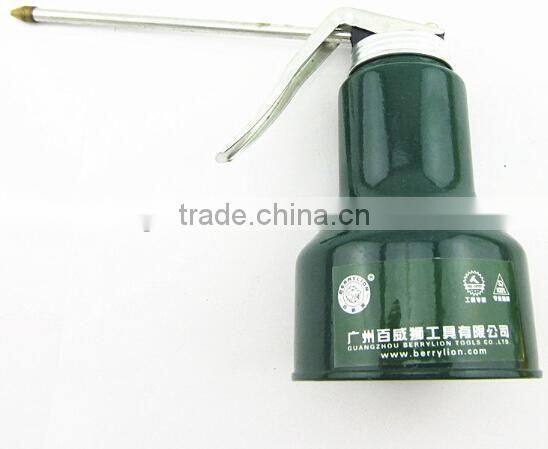 Metal spout high pressure olier with 350g capacity