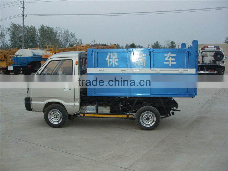 DongFeng Gasoline Rubbish Collector Truck