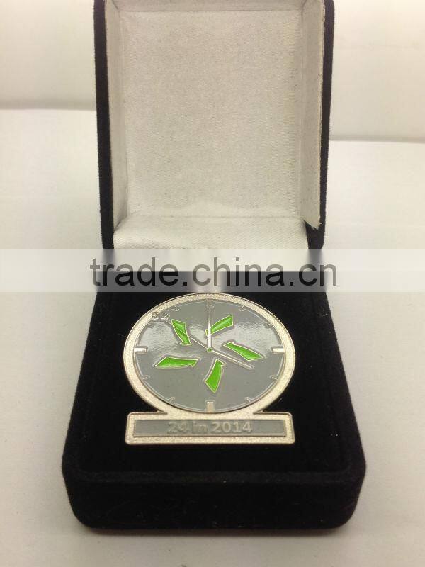 Key chaincustom Soft Enamel Metal Badge /Custom Soft Enamel Glitter Baseball Trading Pins Factory