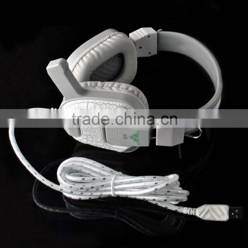super bass gaming headset with cool light USB plug