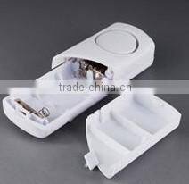 White Independent door sensor with 105Db