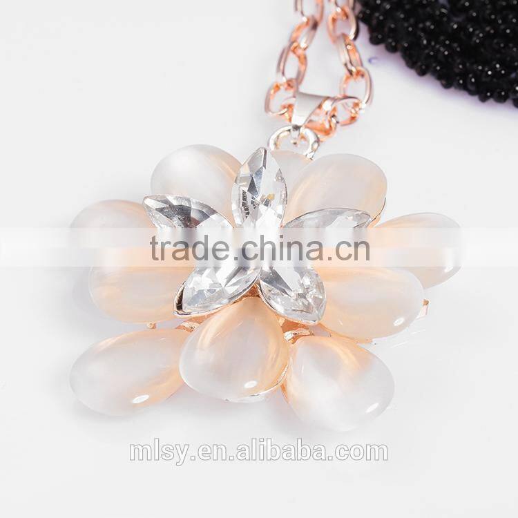 Beautiful flower black welded metal ornament chain Brightness F1-80023