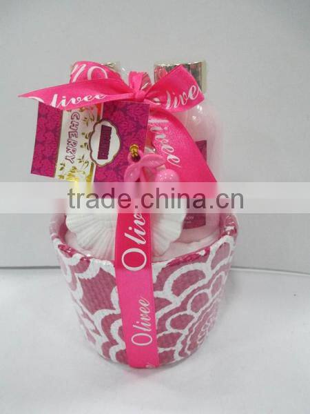 Luxury bath gift set