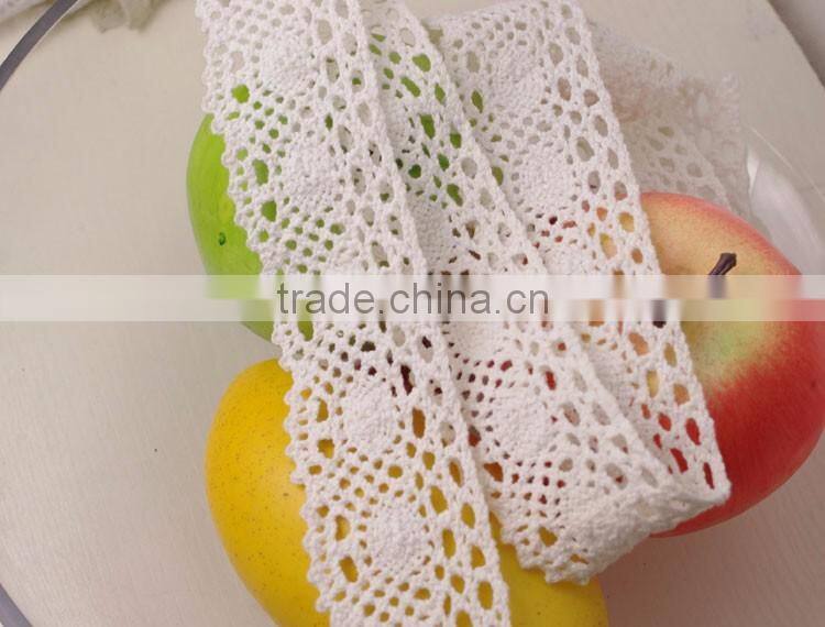 white Cotton lace ribbon for home textile and dress accessory c250112