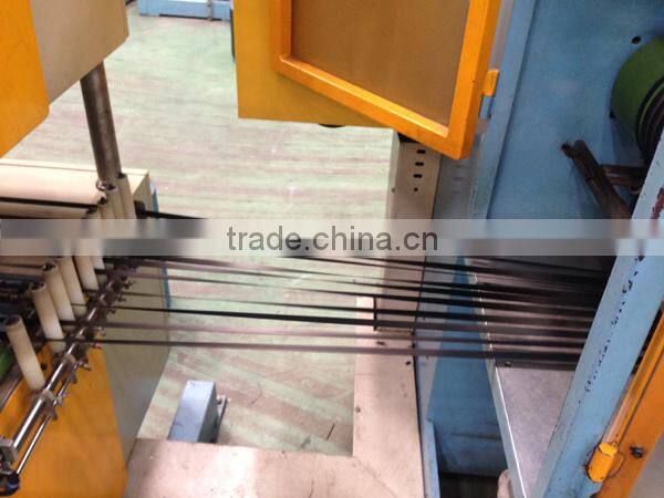 Tire cap strip cutting machine