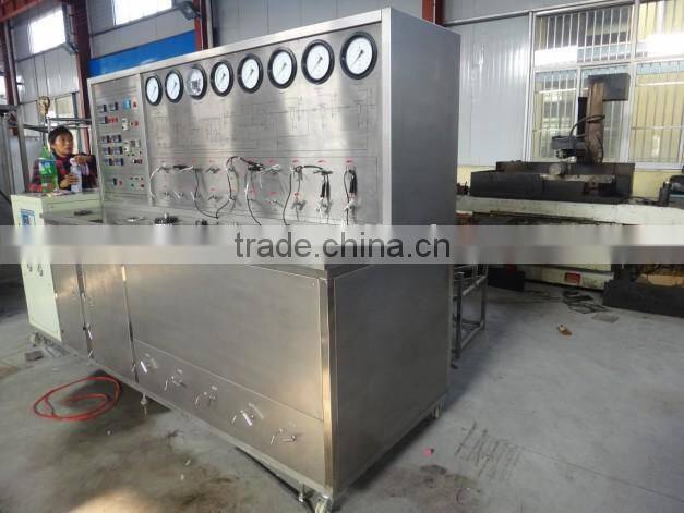 Supercritical CO2 extraction device for extracting foodstuff industry in China