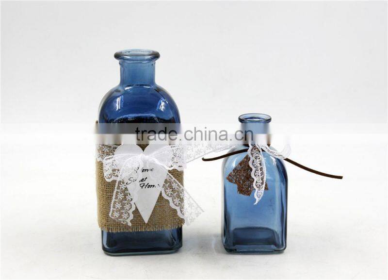 small glass vase with decoratic