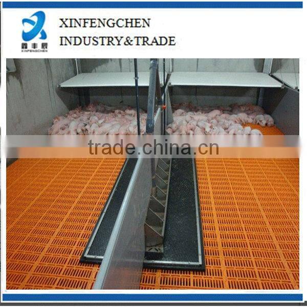 Plastic pig slat floor