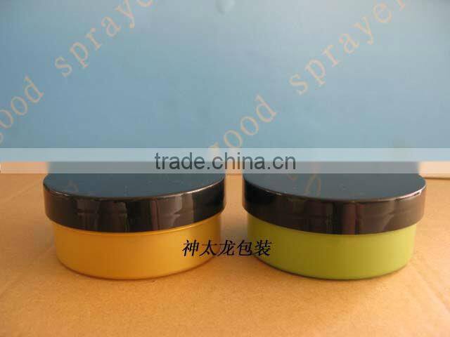 Plastic cosmetic jar black cap 200g