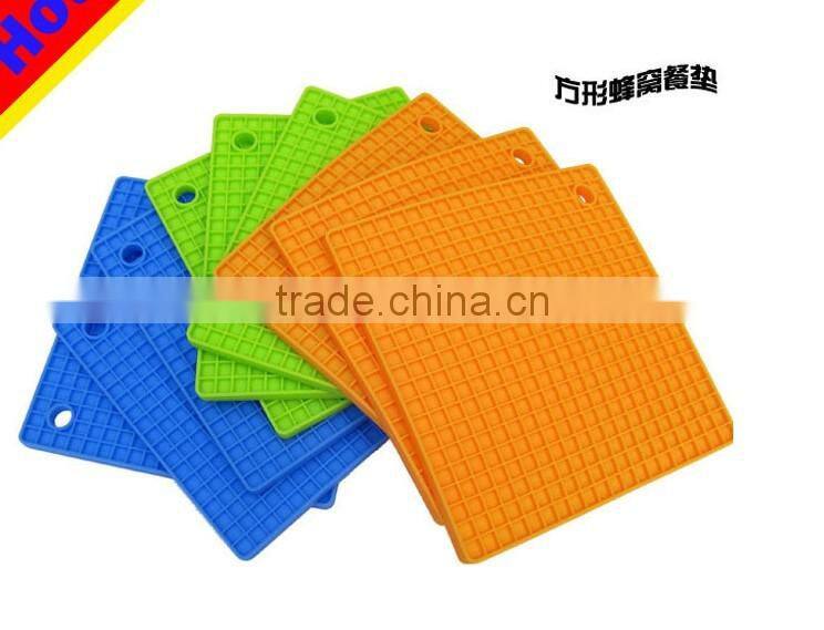New design FDA grade square silicone trivet