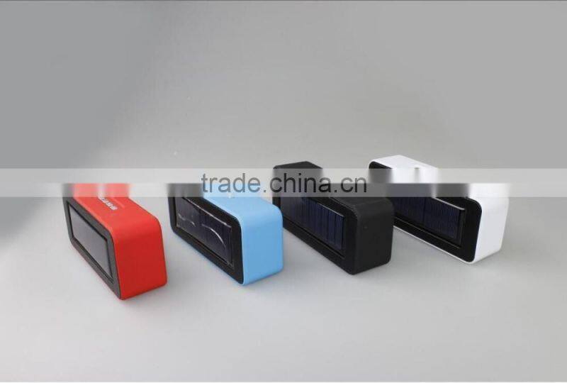 Factory Direct Outdoor Hook Style Waterproof Solar Recharheable Wireless Bluetooth Speaker