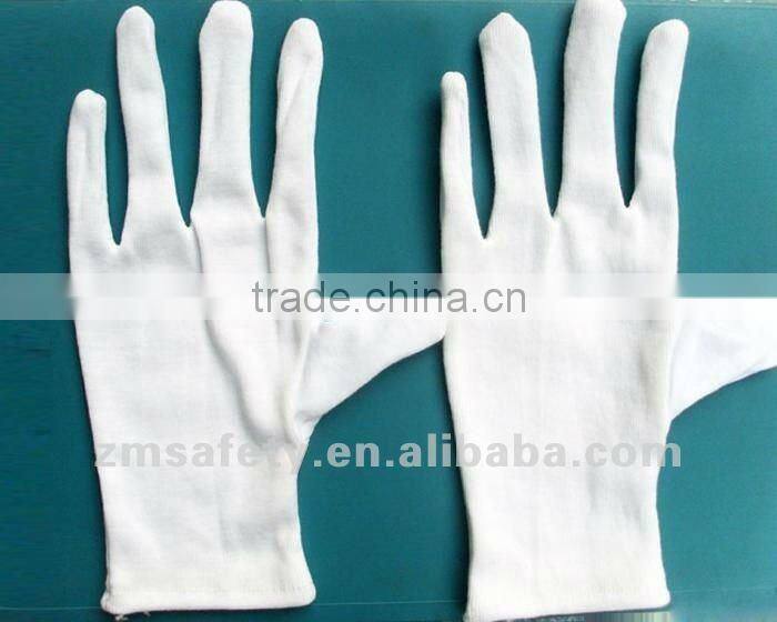 Mal's plain white 100 % cotton glove