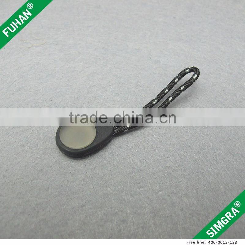China Supplier Sportswear Silicon Rubber Zipper Pullers Wholesale