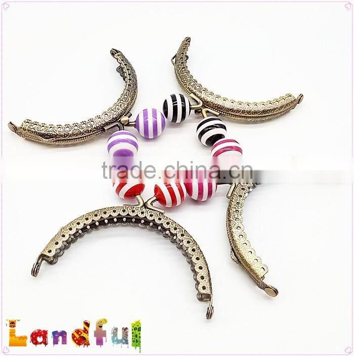 8.5cm 3.35inch Candy Ball Bronze Round Engraving Embossed Lace Purse Frame