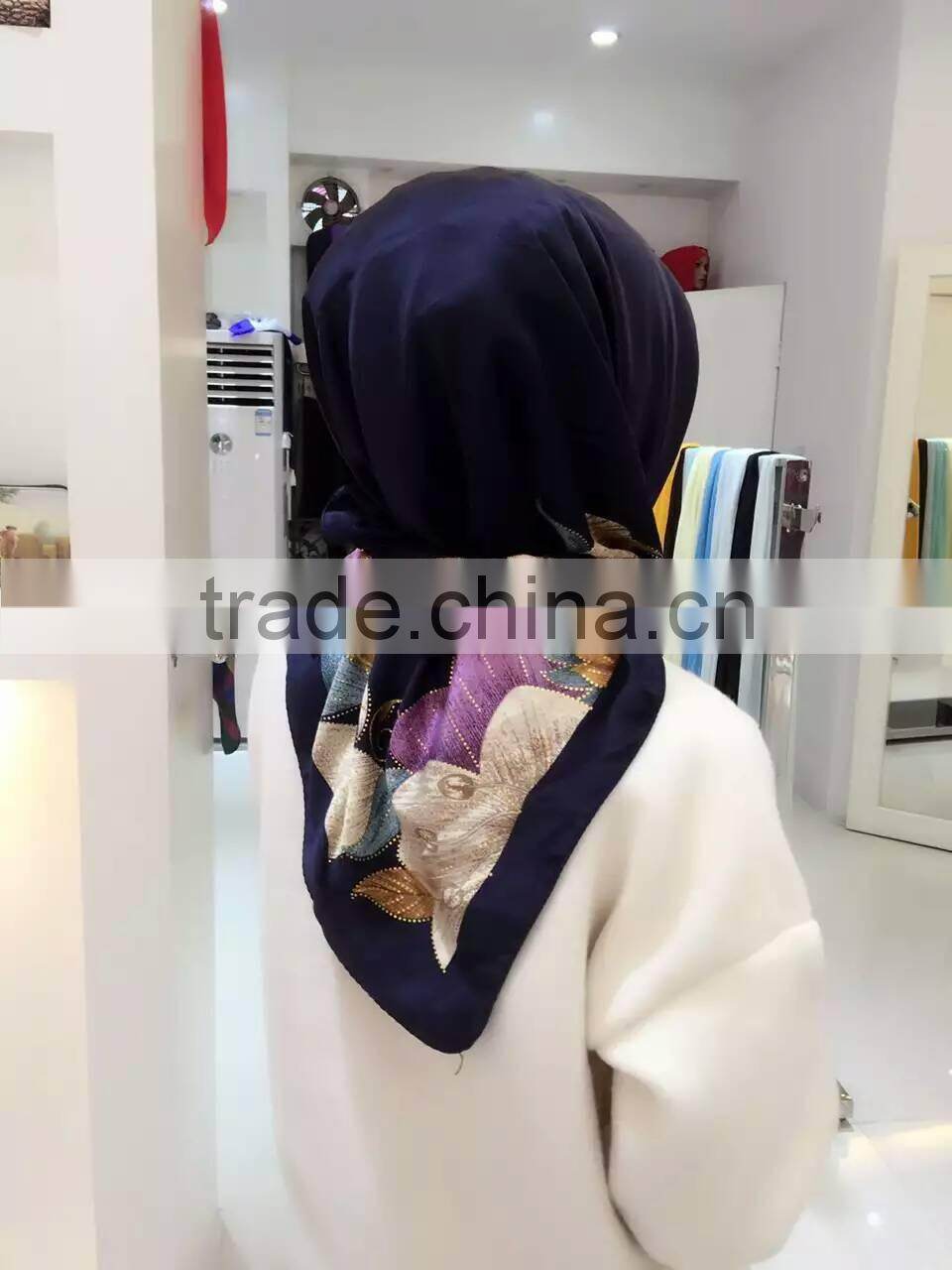 Popular 2016 Turkey silk 100*100cm muslim square scarf (beautiful,not slide )