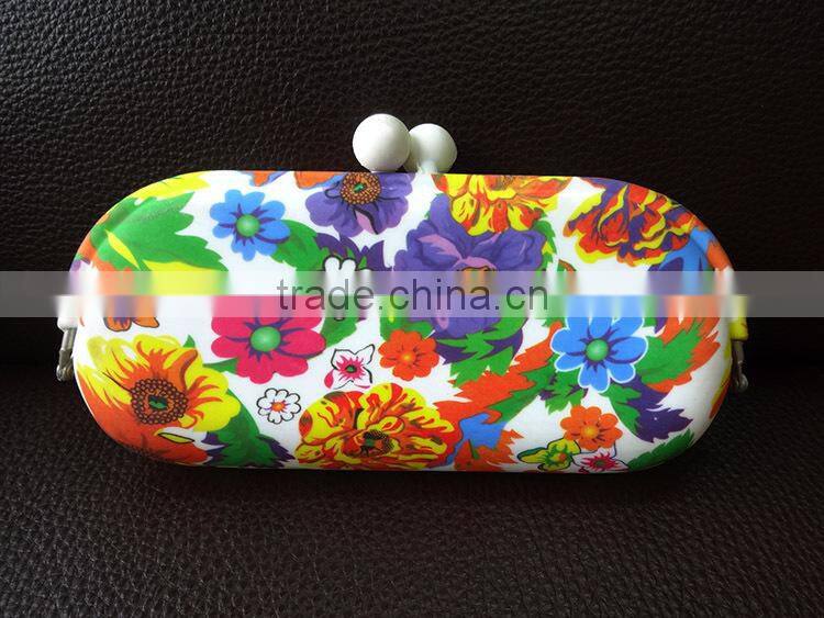 2015 Fashionable Silicone cosmetic bag/colorful cosmatic bags
