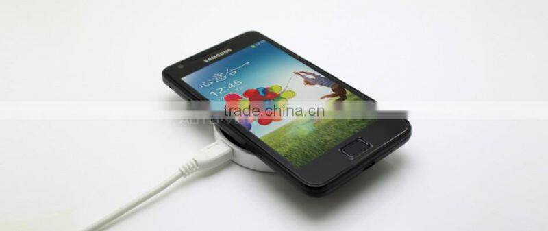 Colorful wireless mobile phone battery charger 2014