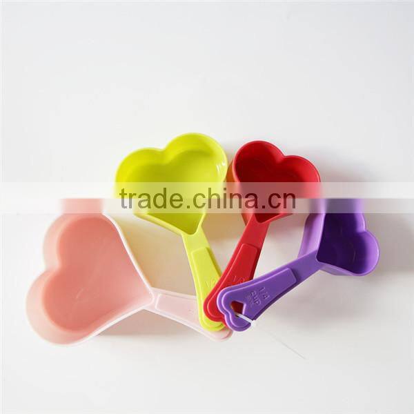 Fancy design high quality plastic measuring cup
