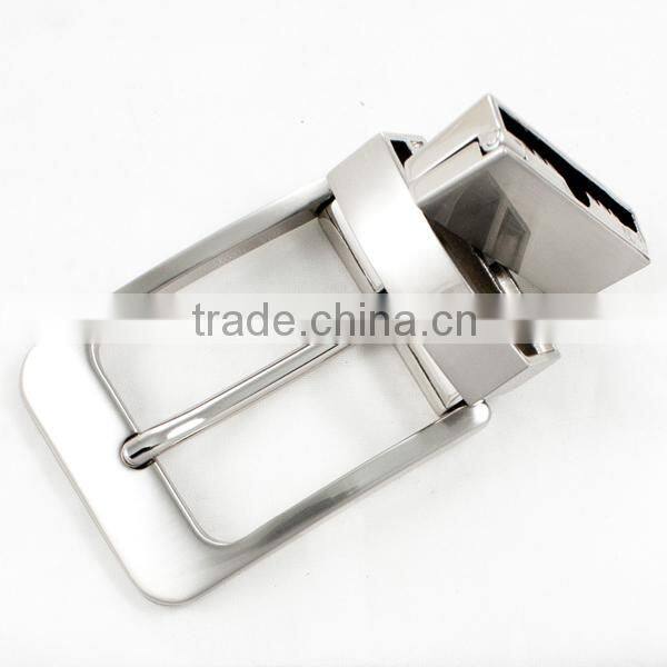 Metal reversible turning belt buckle
