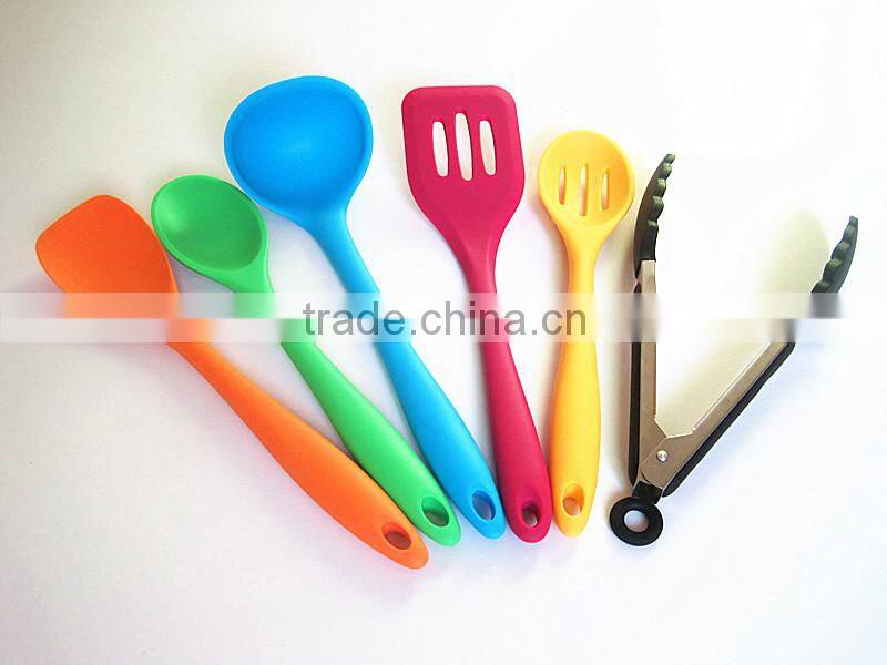 FDA food grade non stick seamless heat resistant soft silicone kitchen utensils wholesale