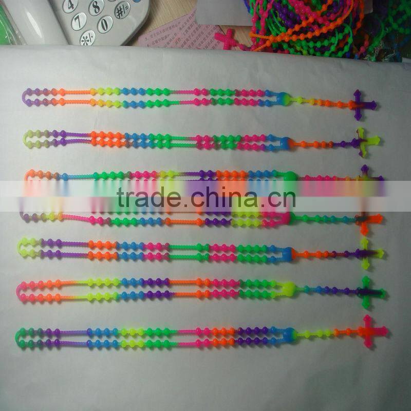 Wholesale silicone necklace / necklace chewing / teething necklaces