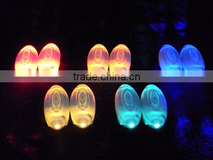 2016 New Arrival Light Up LED Shoelaces Fashion Flash Disco Party Glowing Night Sports Shoe Laces Shoe Strings Multicolors