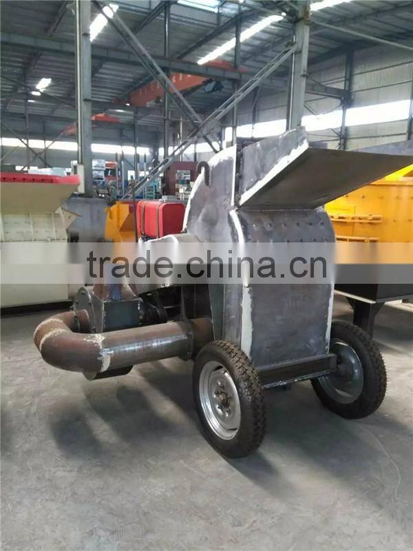 Diesel engine wood hammer mill/sawdust making machine for forest farm