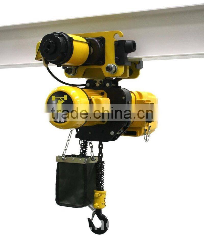 Mini electric chain hois in bridge cranes with plain trolley