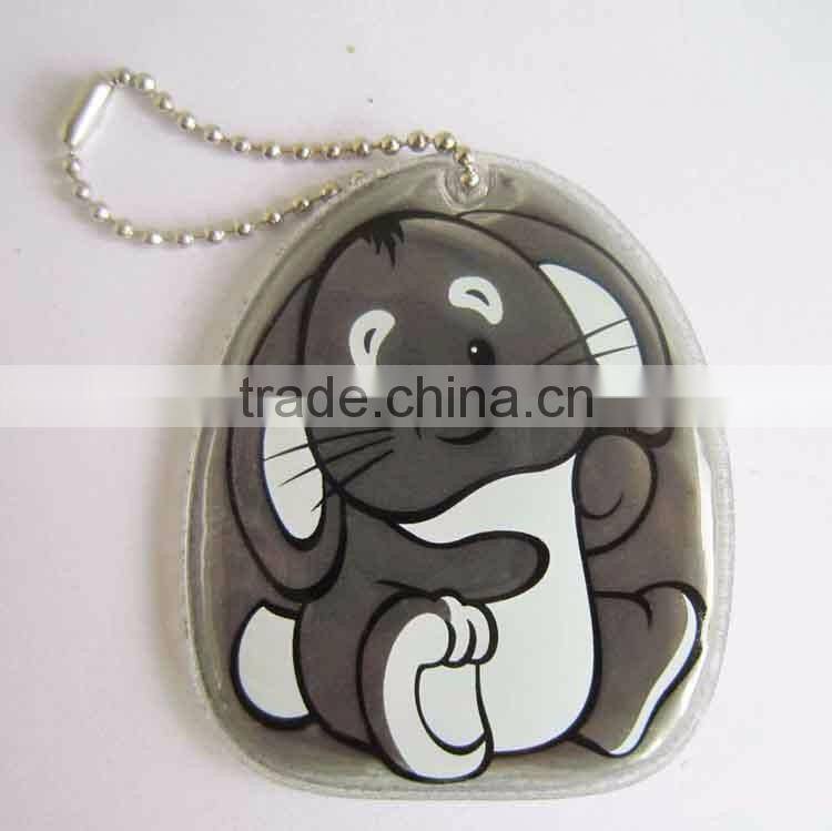 Cheap custom heart shape reflective hanger keychain souvenir