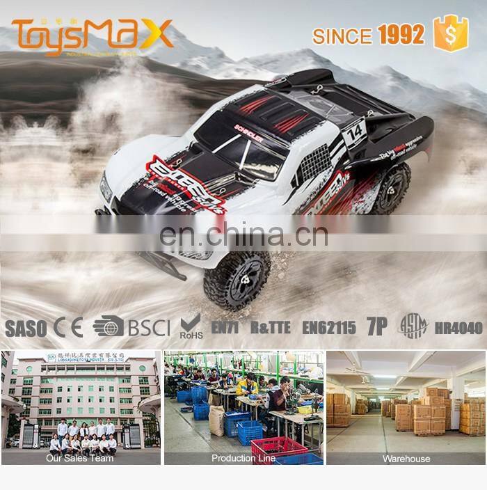 Manufacturer 2016 plastic car deformable diy robot kid with customized app game