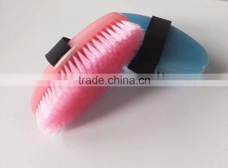 Glitter horse body brushes for grooming