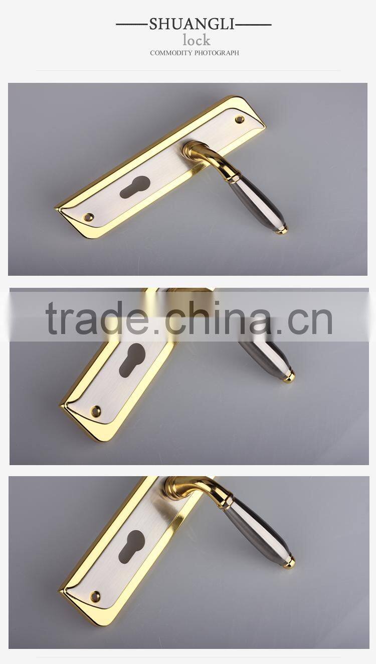 Door handle lock with different type