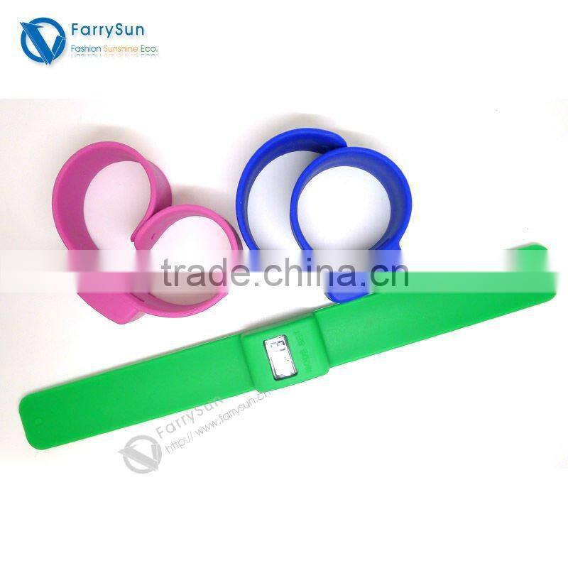 Stylish worthy shining silicone slap digital kids watches