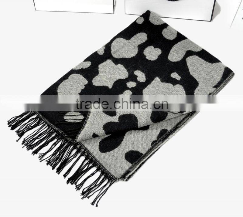 Winter Ladies Fashion Leopard Jacquard Wool Cashmere Scarf