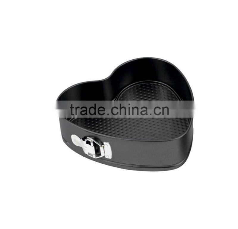 Dia.26*H7cm Carbon Steel Non-stick Heart Springform Cake Pan 2pcs set