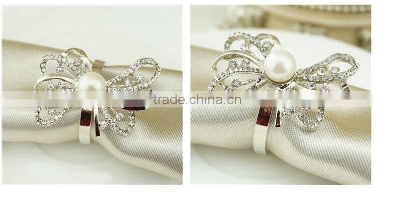 Alloy cheap napkin ring for wedding decoration bulk wholesale silver crystal pearl customize