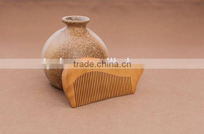 Nice wooden hotel hair combs/ hotel amenities