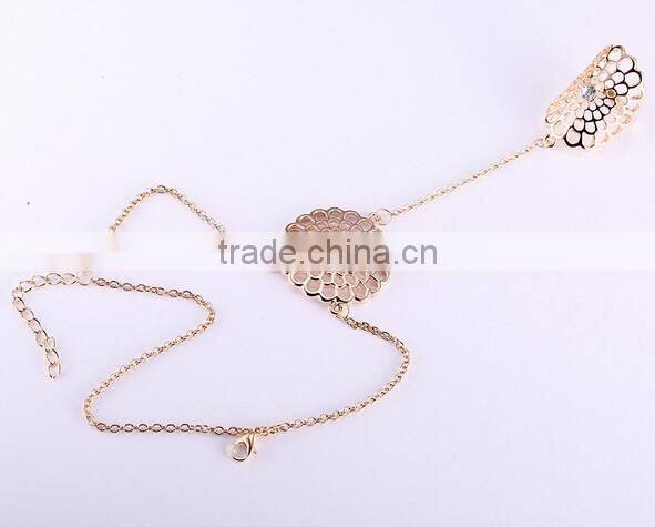 Latest gold finger ring designs hollow sun shape gold women's finger ring bracelet