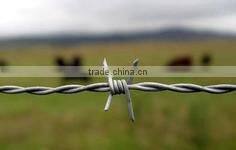 China Manufacturer Wholesale Cheap Barbed Wire , pvc coated barbed wire price per roll , low price barbed wire roll fence