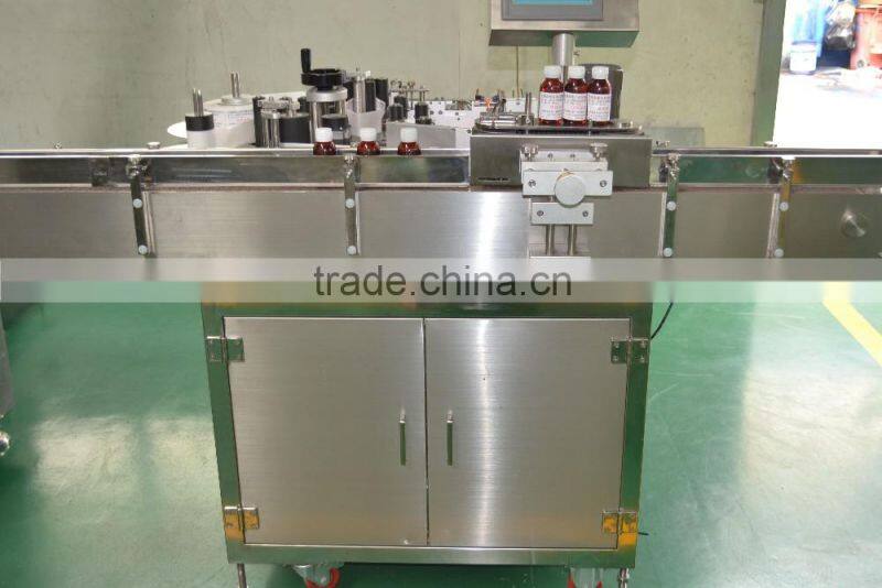 Automatic labelling machine