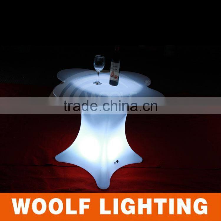 Modern Four-leaf Clover Shape Illuminated Restaurant and Coffee Shop Used glowing LED Table LED furniture
