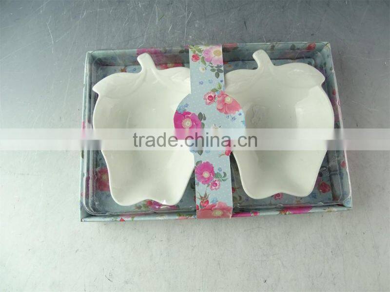 stock cheap popular small white porcelain Apple-shaped dish, 2 pcs porcelain dish set with gift box