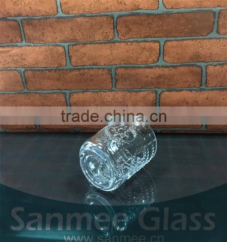 Cheap Embossed Glass Beer Mug with Handle